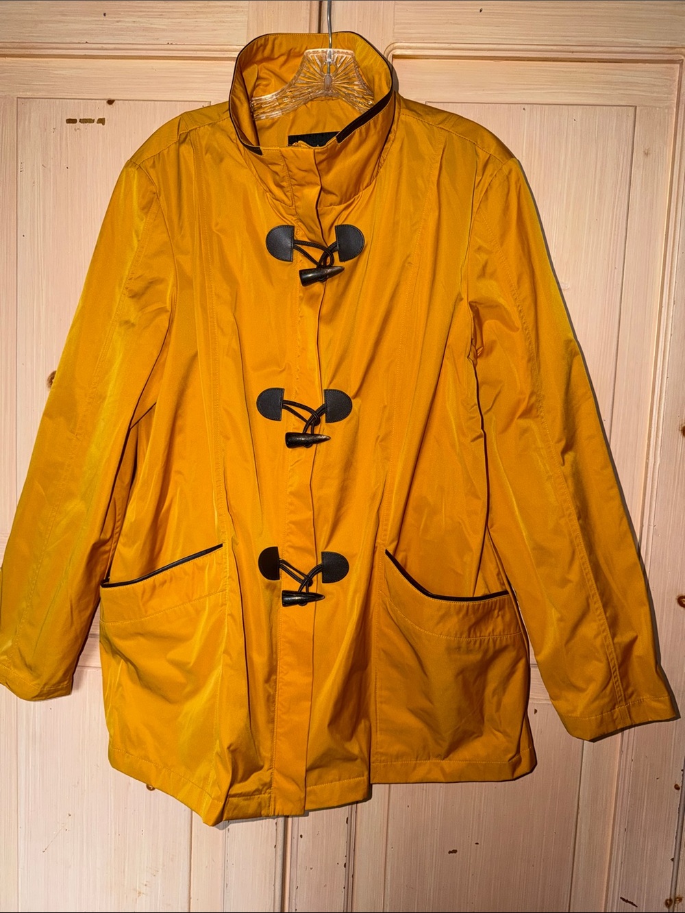RAINFOREST Yellow Toggle-Front Trench Coat
